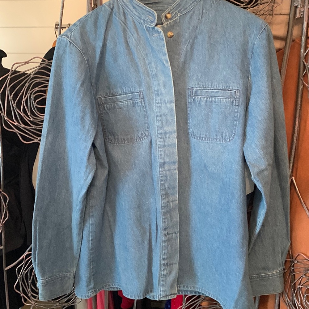 Denim shirt heavier than chambray, hidden button front w/button collar Very nice